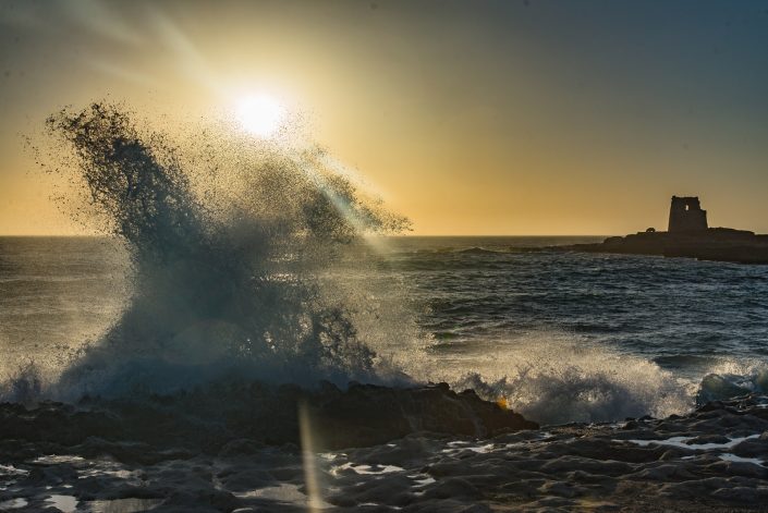 Alba a Roca vecchia. Costa adriatica del Salento.