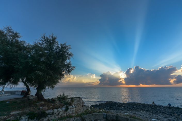 Alba a Roca vecchia. Costa adriatica del Salento.