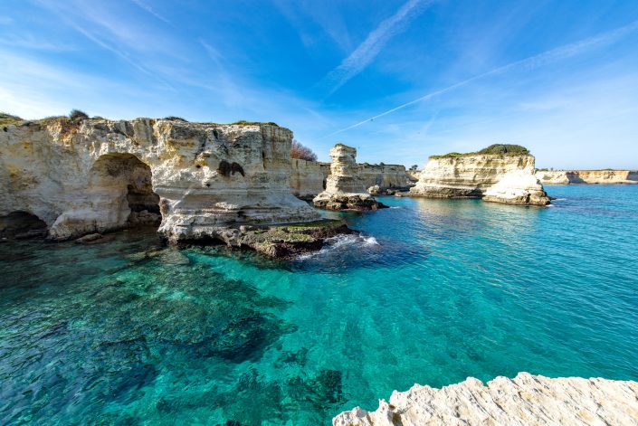 Faraglioni di Sant'Andrea. Costa adriatica.