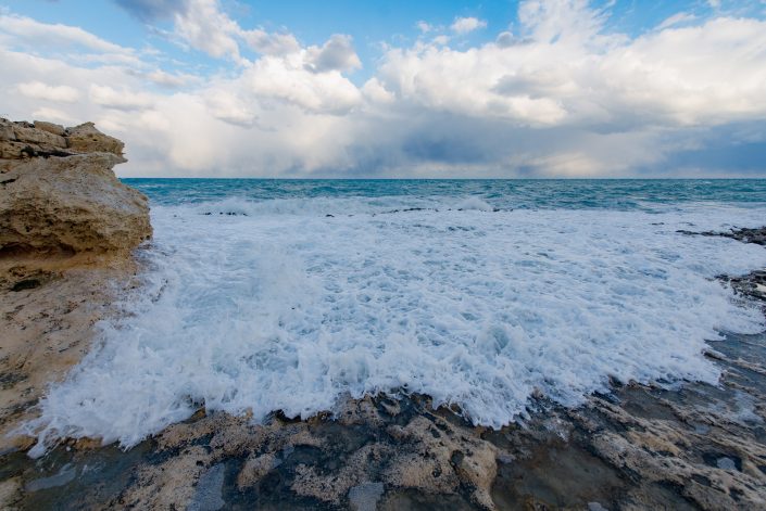 Spiaggetta a Torre Sant'Andrea. Costa adriatica.