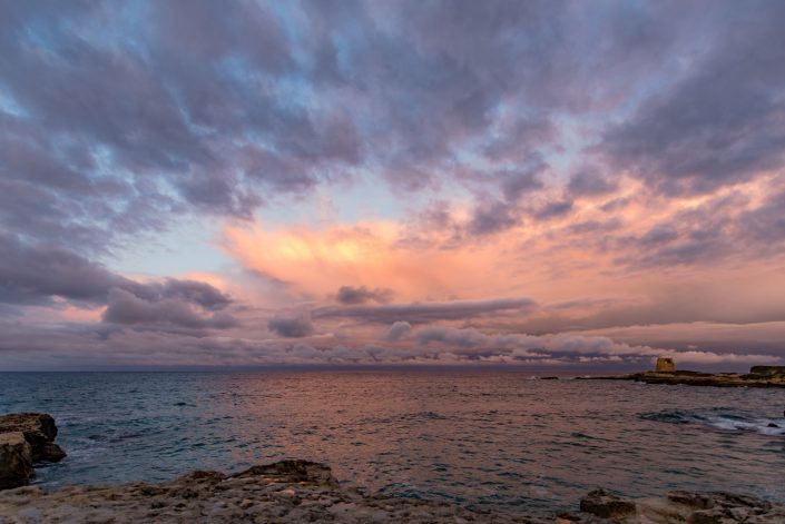 Roca vecchia. Costa adriatica.